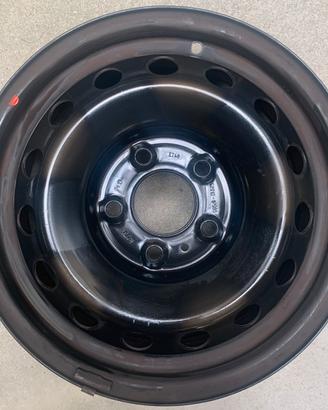 4 cerchi in ferro 15”