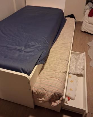 letto doppio completo di materassi