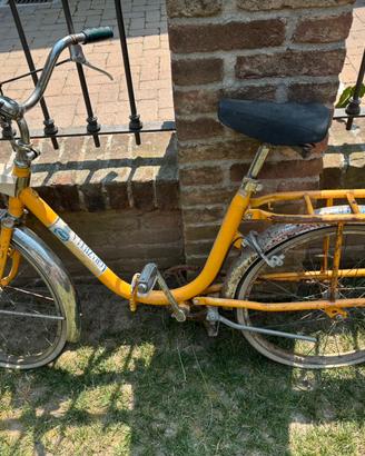 Bicicletta Graziella gialla da sistemare