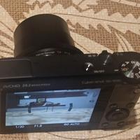 Sony RX100 - Compatta Premium con Ottica Zeiss