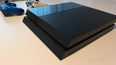 PS4 - 500GB