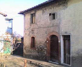 Rustico, casale - 10 locali - 253 mq