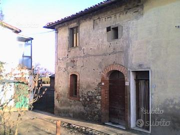 Rustico, casale - 10 locali - 253 mq