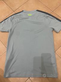 maglietta under armour