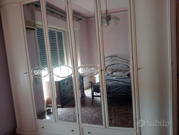 Armadio a sei ante artigianale