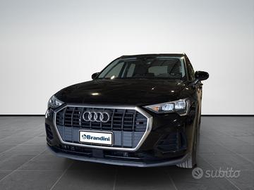 AUDI Q3 35 2.0 tdi Business s-tronic