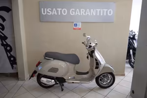 Vespa GTS 125