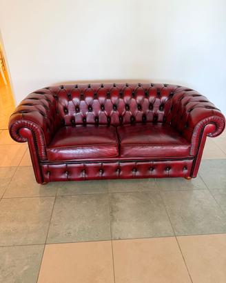 Divano Chesterfield
