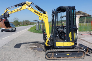 Miniescavatore YANMAR vio23