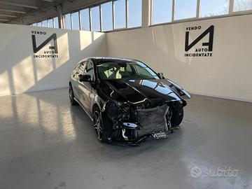 MERCEDES-BENZ CLA 200 D 136CV AUTOMATIC SHOOTING