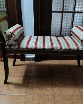 Poltroncina classica
