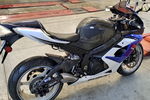 Suzuki gsxr 1000 k5 2006