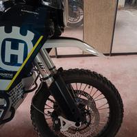 Parafango Alto Husqvarna Norden 901 