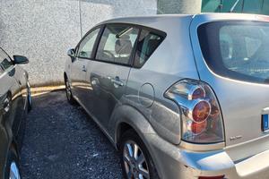 Toyota Corolla Verso Diesel 140 CV