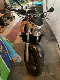 Suzuki GSR 600 - 2008