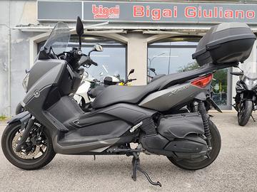 YAMAHA X MAX 400