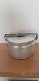 Contenitire antico porta pranzo