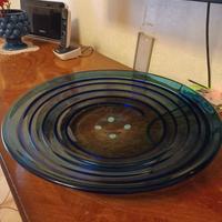Grande centrotavola in vetro blu