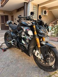 Ducati Streetfighter V4S