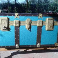 Baule vintage legno e metallo