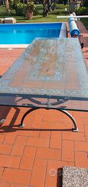 Tavolo da esterno o interno in ferro battuto 