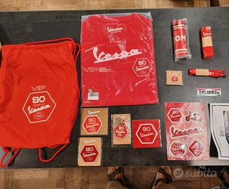 gadget kit vip vespa 80 roma anniversario 