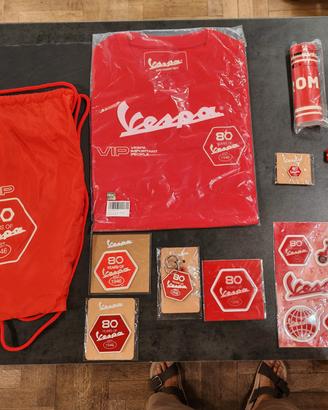 gadget kit vip vespa 80 roma anniversario 