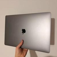 macbook pro 16”