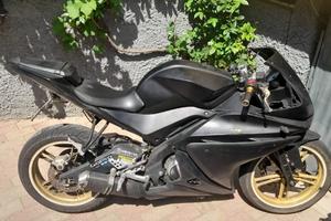 Yzf r125