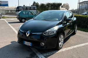 RENAULT Clio 1.5 dCi 8V 75CV 5P Live  (55 kw).