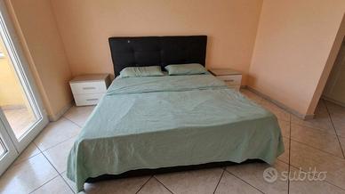 Letto matrimoniale contenitore nero