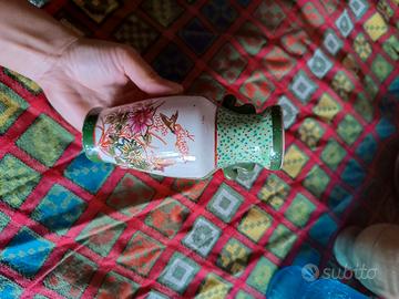 vasetto verde decorato 