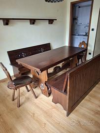 Arredo completo stile alpino in legno massello