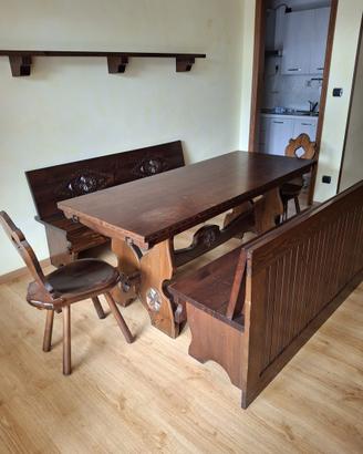 Arredo completo stile alpino in legno massello