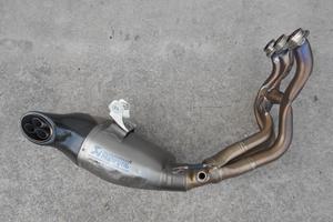 marmitta akrapovic yamaha mt09