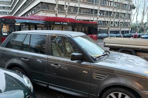 Rang rover sport hse 2.7