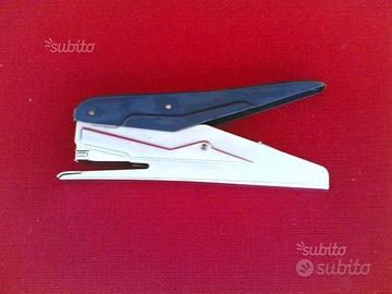 Cucitrice a pinza / Spillatrice