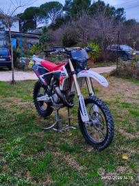 Fantic Xe 125 2t TARGATA