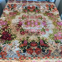 Copriletto matrimoniale antico