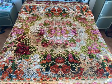 Copriletto matrimoniale antico