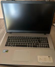 Asus Vivobook Pro 17 pollici, i7, 16 GB RAM