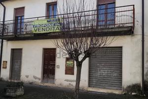 Immobile indipendente con giardino in centro