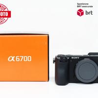 Sony A6700 .