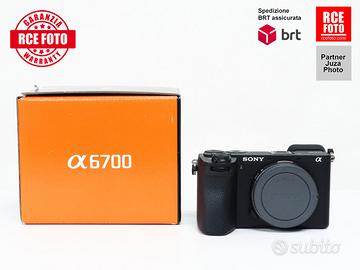 Sony A6700 .