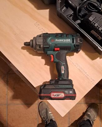 Avvitatore ad impulsi Parkside 400NM