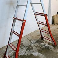 *IN SOSPESO Scala telescopica multifunzione 