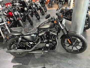 2016 IRON 883