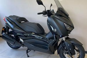 Yamaha X-Max 300