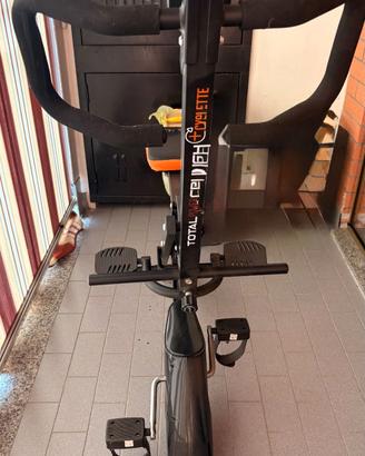 Attrezzo ginnico "Total Crunch"
