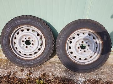 ruote chiodate da neve 